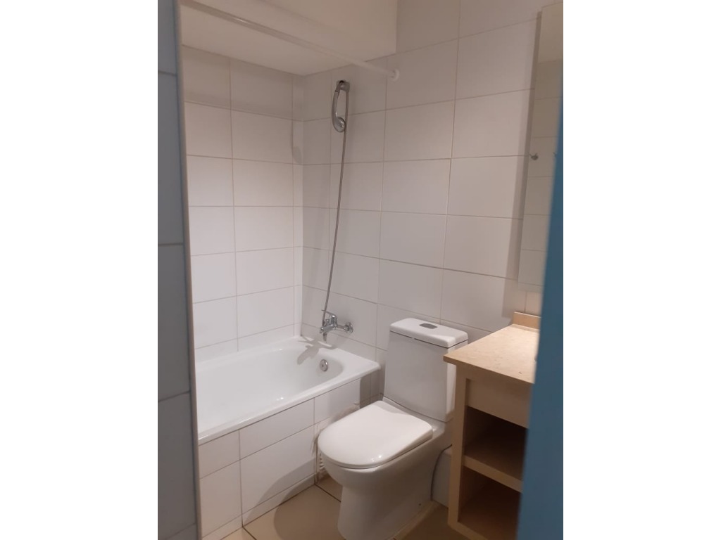 SE VENDE AMPIO DEPTO DE 3D Y 2B CON EST. Y BOD EN MORANDE CON SANTO DOMINGO SANTIAGO CENTRO
