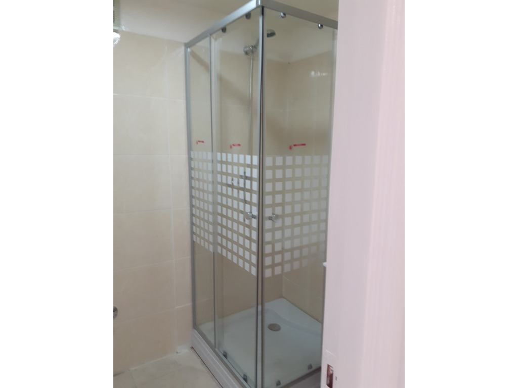 SE VENDE DEPTO CON EXCELENTE UBICACION DE 4D Y 1B EN CIA DE JESUS , SANTIAGO CENTRO