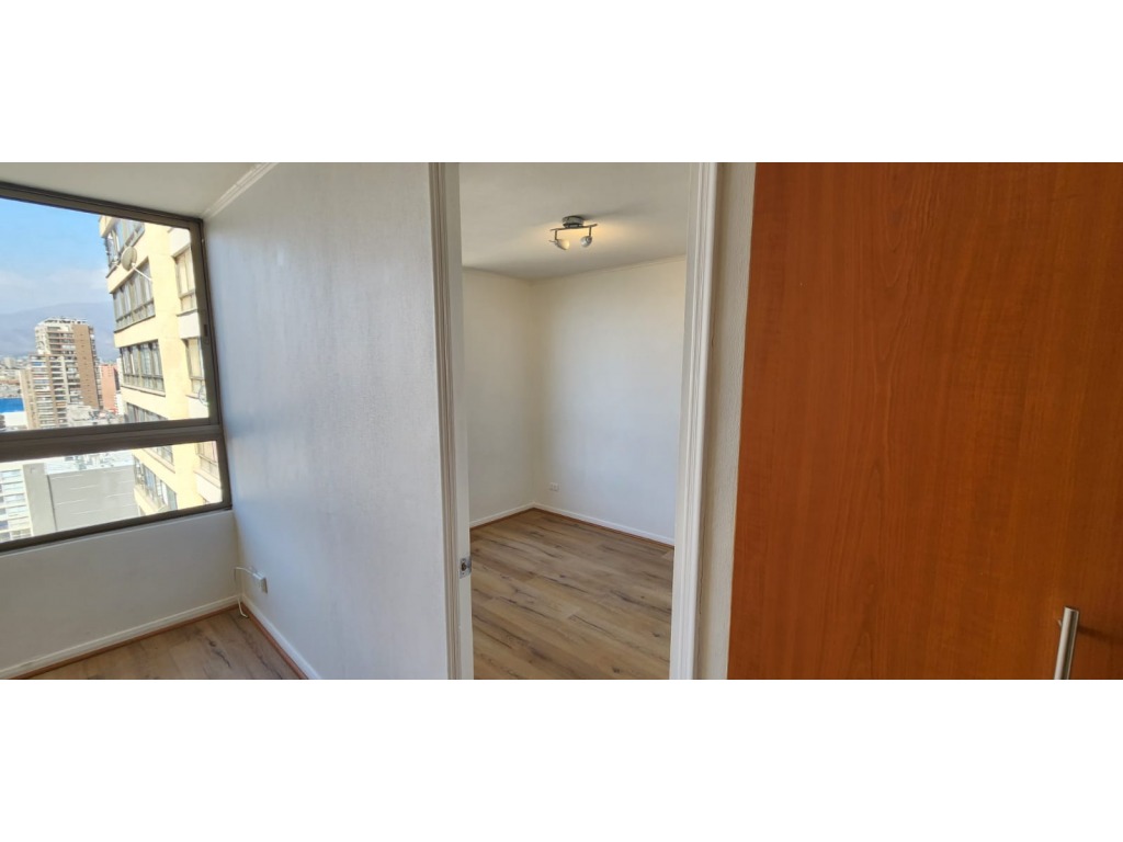 SE VENDE DEPTO TOTALMENTE REMODELADO DE 1D Y 1B EN SAN FRANCISCO , SANTIAGO CENTRO