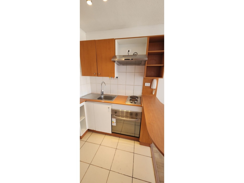 SE VENDE DEPTO TOTALMENTE REMODELADO DE 1D Y 1B EN SAN FRANCISCO , SANTIAGO CENTRO