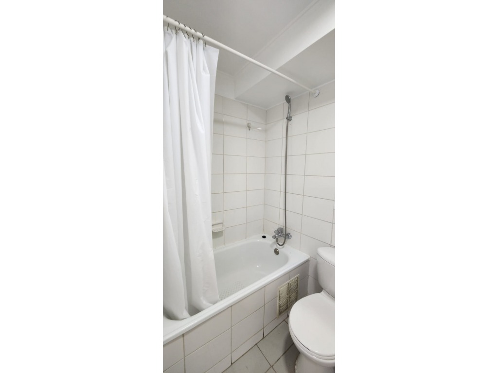 SE VENDE DEPTO TOTALMENTE REMODELADO DE 1D Y 1B EN SAN FRANCISCO , SANTIAGO CENTRO
