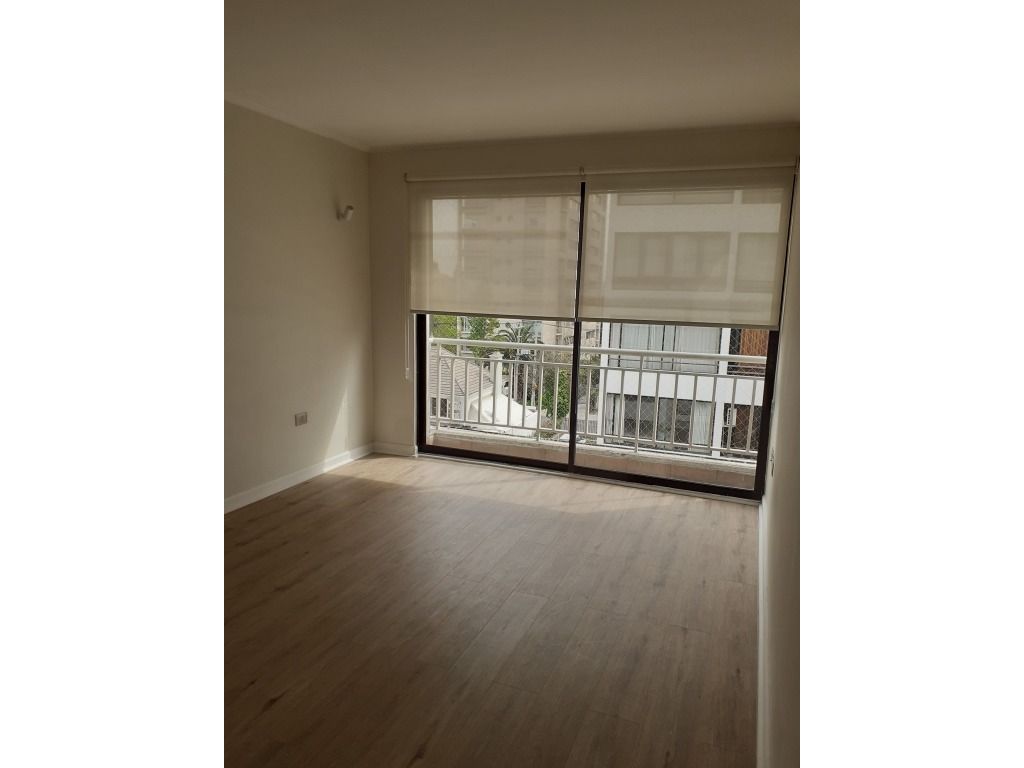 SE VENDE DEPTO TOTALMENTE REMODELADO DE 2D Y 1B EN LAS CONDES