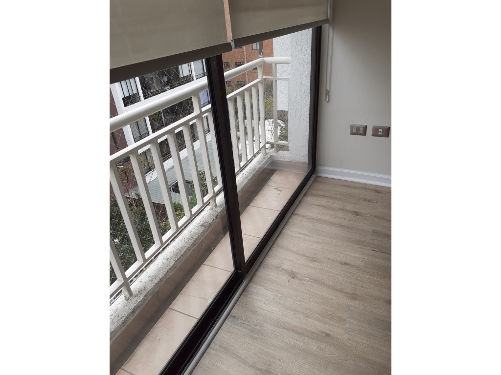 SE VENDE DEPTO TOTALMENTE REMODELADO DE 2D Y 1B EN LAS CONDES