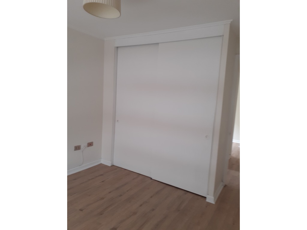 SE VENDE DEPTO TOTALMENTE REMODELADO DE 2D Y 1B EN LAS CONDES