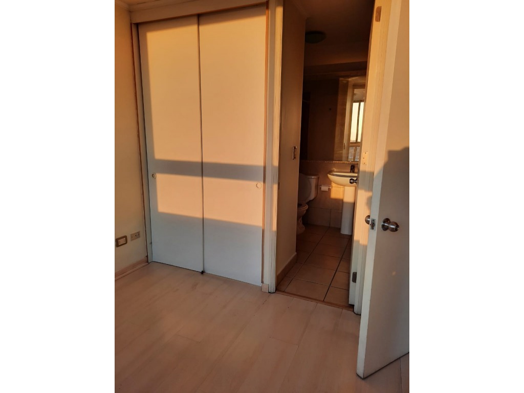 SE VENDE DEPTO DE 1D Y 1B EN SAN MARTIN SANTIAGO CENTRO