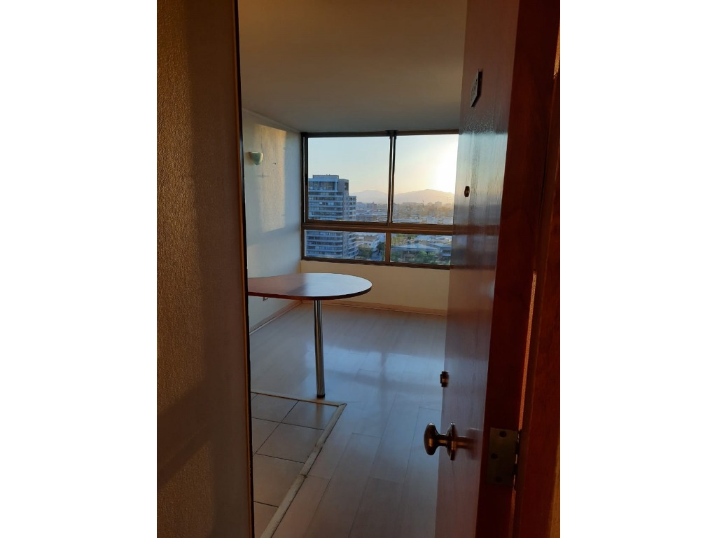 SE VENDE DEPTO DE 1D Y 1B EN SAN MARTIN SANTIAGO CENTRO