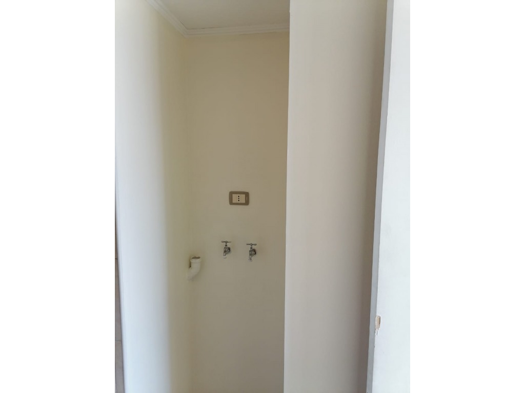 SE VENDE DEPTO DE 1D Y 1B EN SAN MARTIN SANTIAGO CENTRO