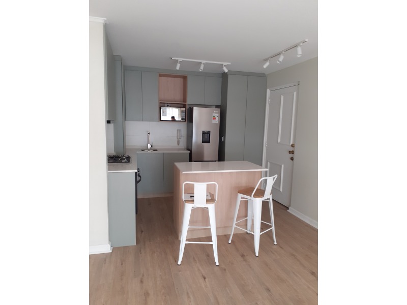 SE VENDE DEPTO TOTALMENTE REMODELADO DE 2D Y 1B EN LAS CONDES
